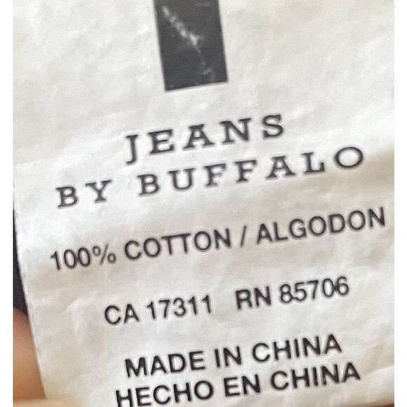 Buffalo Jeans Men’s Shirt L Cotton Red Plaid Long Sleeve Button Up Excellent Con - Picture 7 of 10